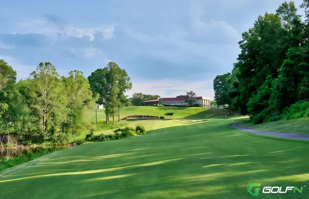 Montclair Country Club in Montclair, Virginia — private, 18-hole golf course, designed by Algie Pulley (1972)