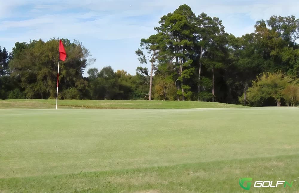 Indian Hills Country Club in Tuscaloosa, Alabama — private, 18-hole golf course