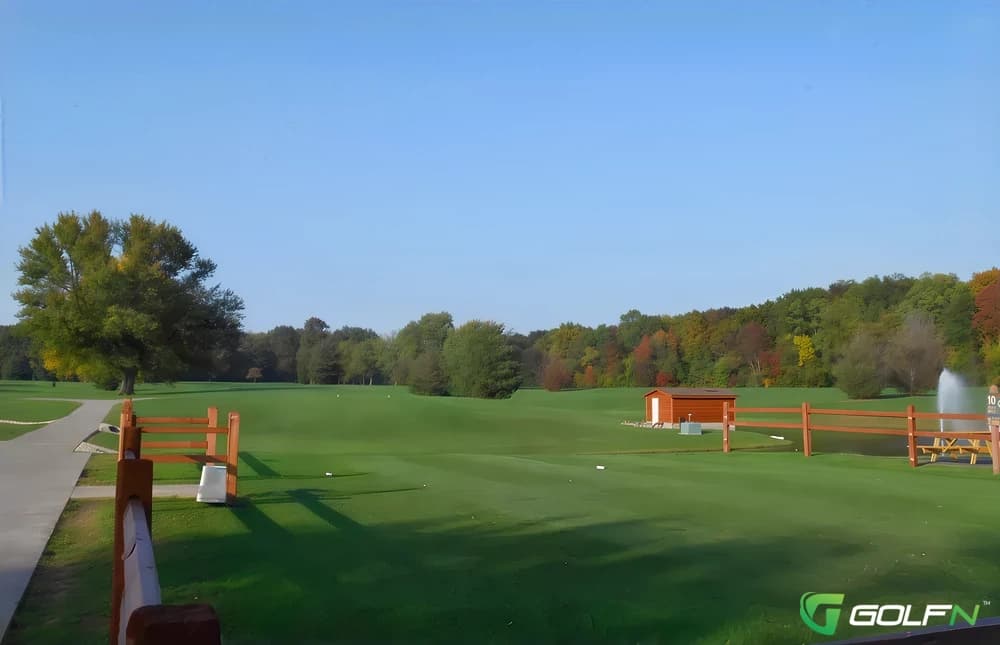 Memorial Park Golf Course in Houston, Texas — public, 18-hole golf course, designed by John Bredemus (1936)
