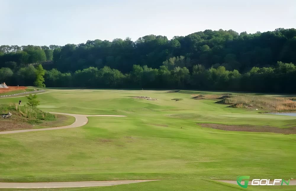The River Club Golf And Learning Center in Clarksville, Tennessee — private, 18-hole golf course, designed by Billy Fuller (2014)