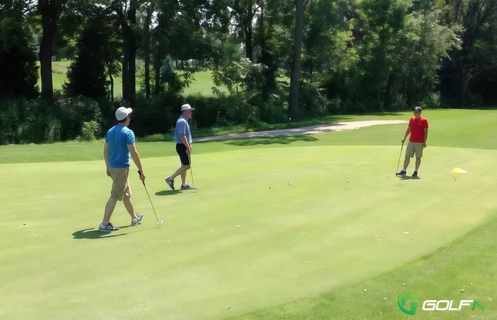 Camlachie Golf & Country Club in Camalachie, Ontario — semi-private, 18-hole golf course