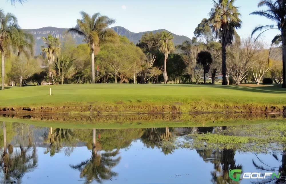 Jamberoo Golf Club in Jamberoo, New South Wales β semi-private, 18-hole golf course