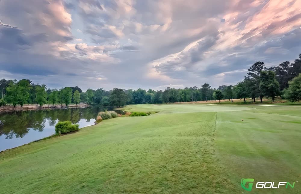 Lakemont - Stone Mountain Golf Course in Stone Mountain, Georgia — semi-private, 36-hole golf course, designed by Robert Trent Jones, Sr. (1969)