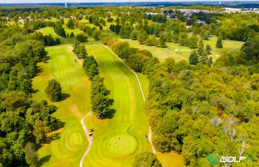 Sunrise Falls Municipal Golf Course in Madison, Indiana — public, 18-hole golf course, designed by Gilbert England (1963)