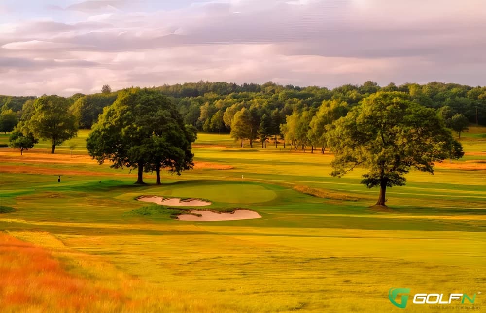 Huddersfield Golf Club in Huddersfield, England — private, 18-hole golf course, designed by Tom Dunn (1891)