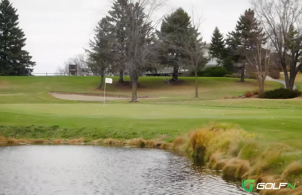 Purple Hawk Country Club in Cambridge, Minnesota — semi-private, 18-hole golf course, designed by Don Herfort