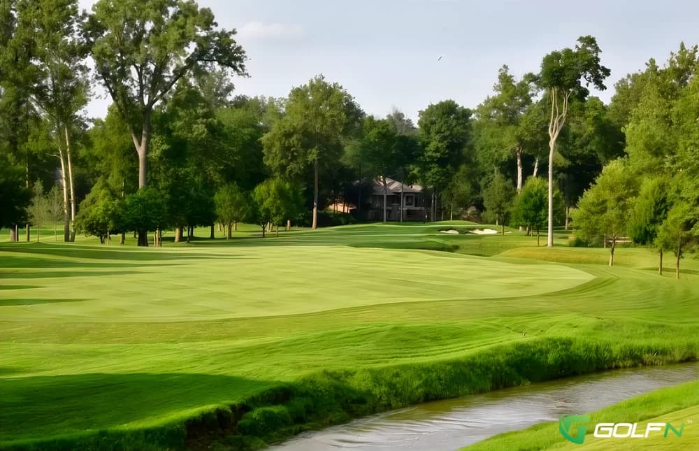 Sycamore Hills Golf Club in Fort Wayne, Indiana — private, 18-hole golf course, designed by Jack Nicklaus (1989)
