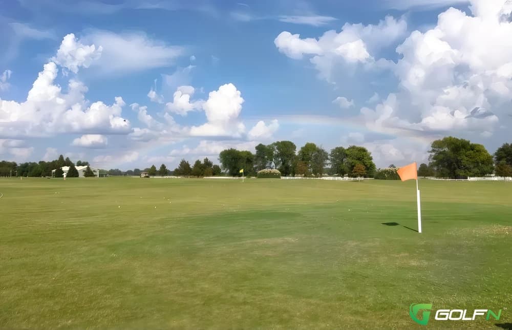Links On The Bayou in Dr, Alexandria, Louisiana — semi-private, 18-hole golf course, designed by Mike Young (2002)