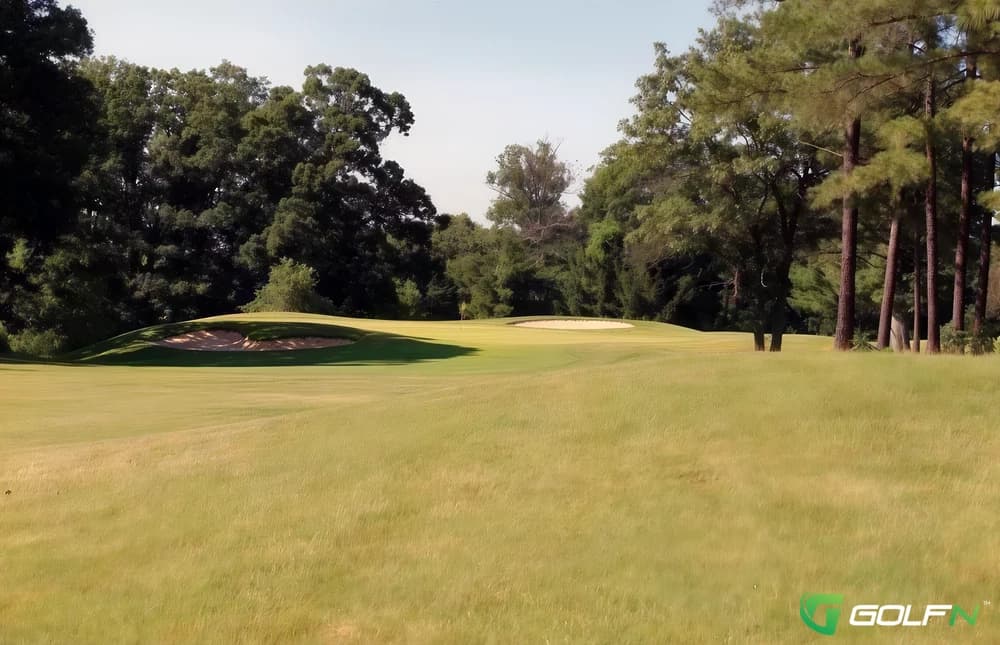 Gunston - Fort Belvoir Golf Facility in Fort Belvoir, Virginia — military, 36-hole golf course, designed by Tom Clark (1995)