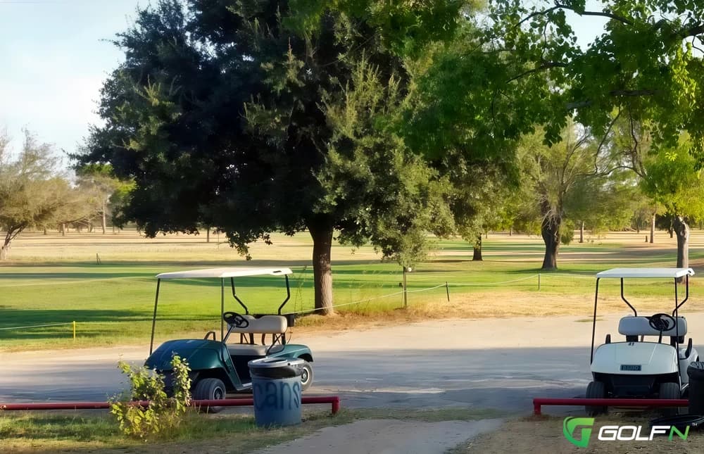 Carrizo Springs Golf Course in Carrizo Springs, Texas — public, 9-hole golf course