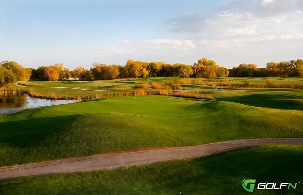 Shooters Family Golf Centre in Winnipeg, Manitoba — public, 18-hole golf course
