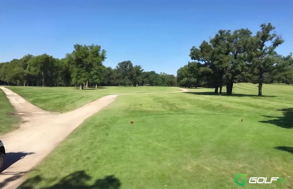 Windsor Park Golf Course in Winnipeg, Manitoba — public, 18-hole golf course