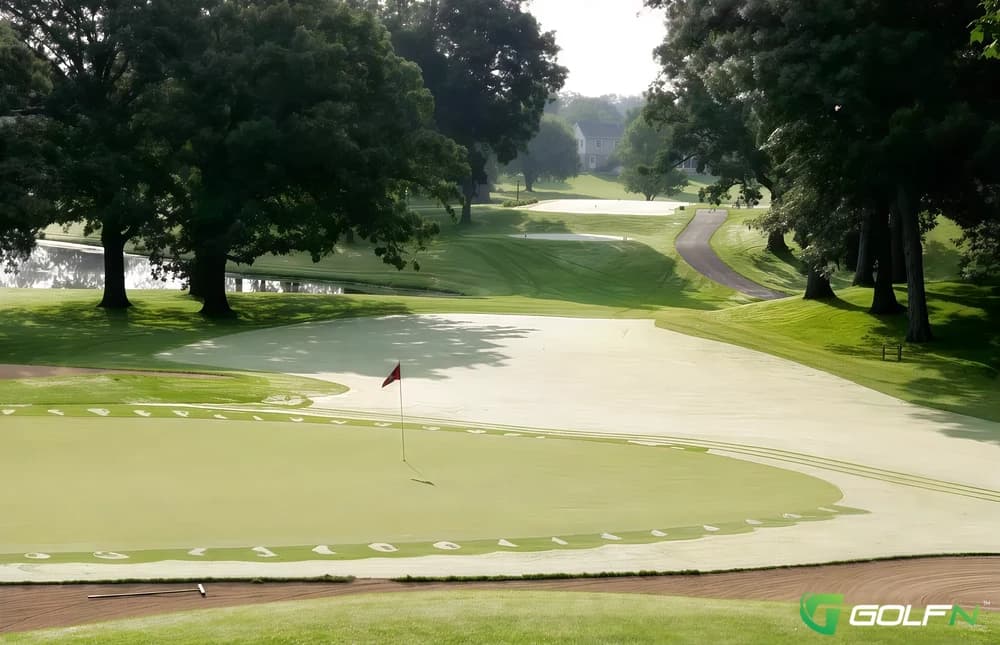 Turnberry Country Club in Lakewood, Illinois — private, 18-hole golf course, designed by Larry Packard (1972)