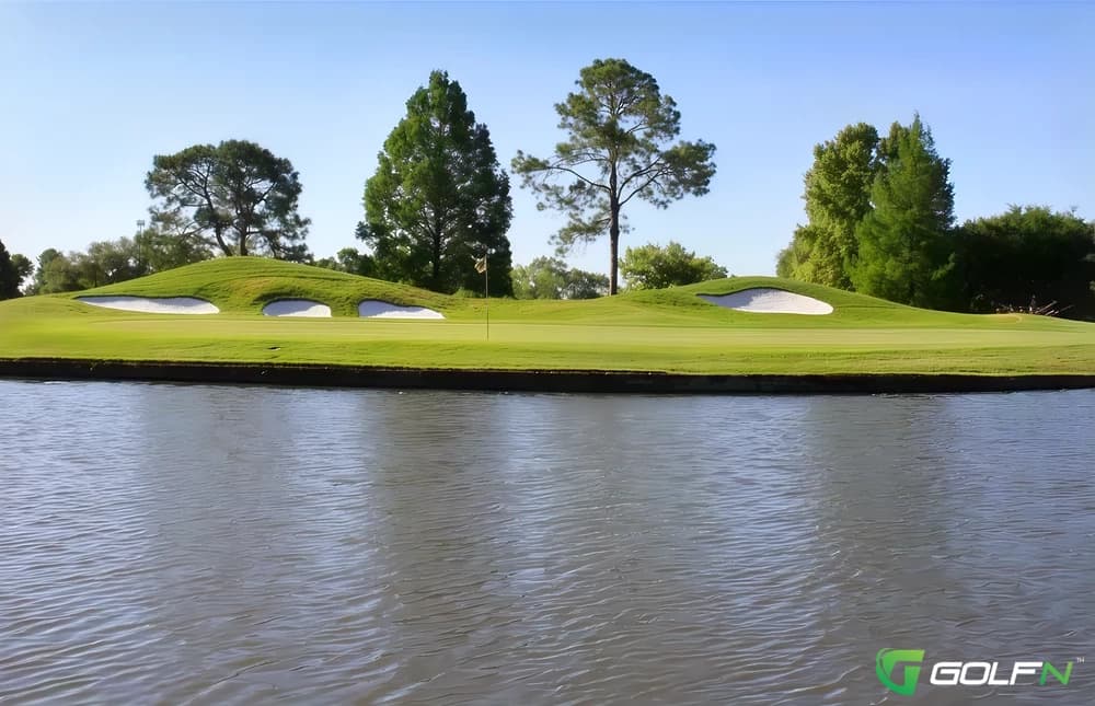 Riverbend Country Club in Shelbyville, Tennessee — private, 18-hole golf course