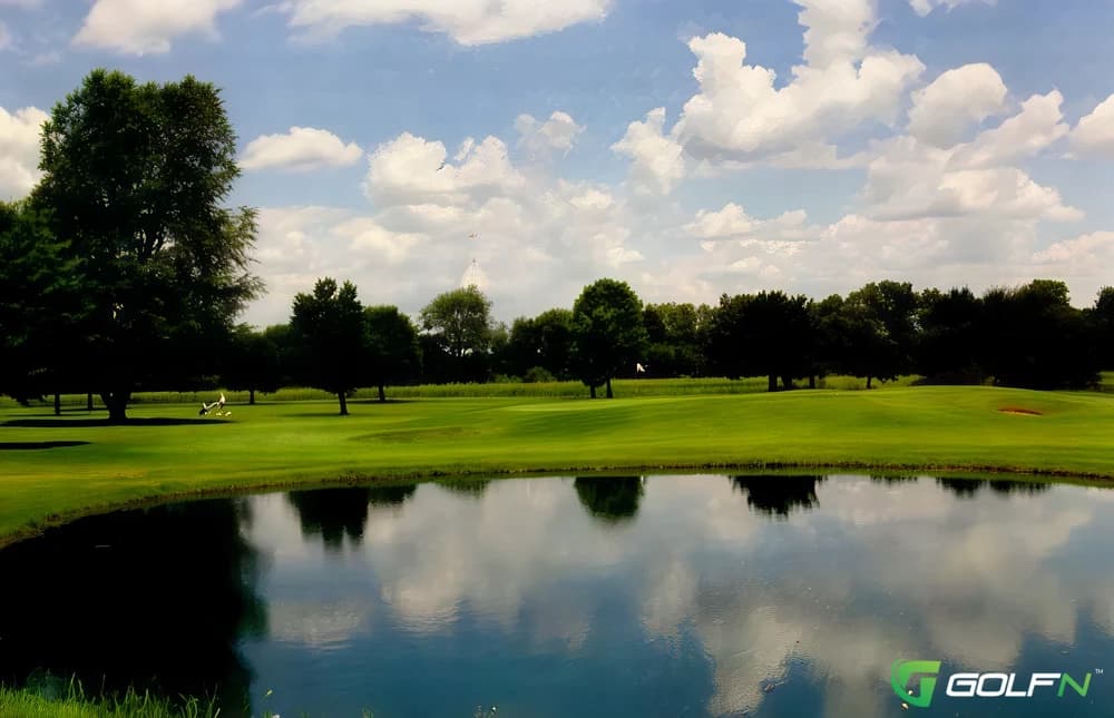 Battle Creek - Oakland Hills Golf Club in Battle Creek, Michigan — public, 18-hole golf course, designed by George V. Nickolaou