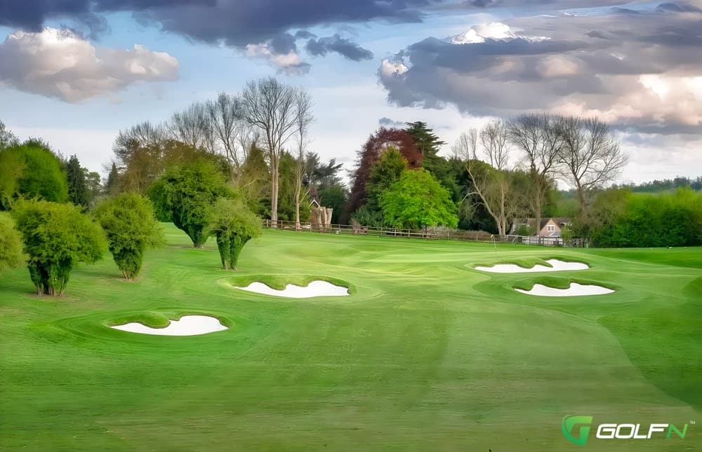 Harewood Downs Golf Club in Amersham, England — semi-private, 18-hole golf course, designed by John Henry Taylor (1907)