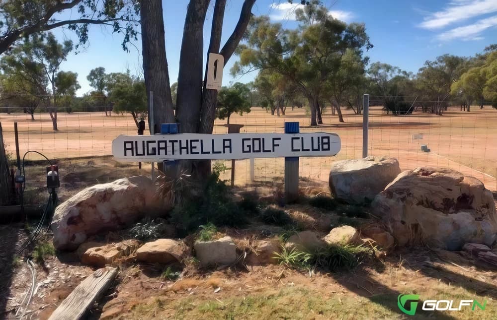Augathella Golf Club in Augathella, Queensland β public, 18-hole golf course