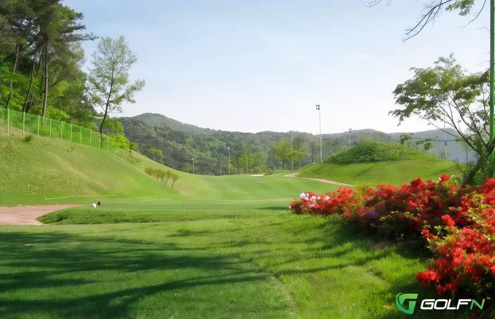 Bitgoeul Country Club in Nam-gu, Gwangju Gwang'yeogsi β public, 9-hole golf course