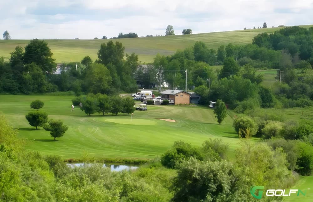 Coyote Hill Golf Course in Newport Corner, Nova Scotia — public, 9-hole golf course