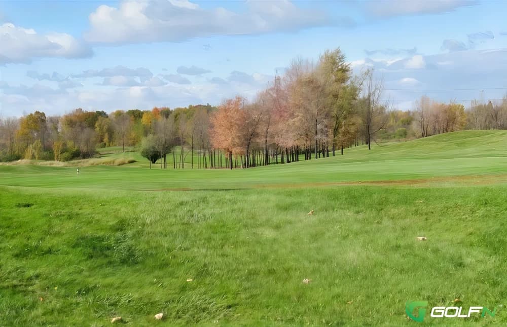 Championship - Metropolitain Anjou Club De Golf in Anjou, Quebec — public, 18-hole golf course, designed by Graham Cooke (1998)