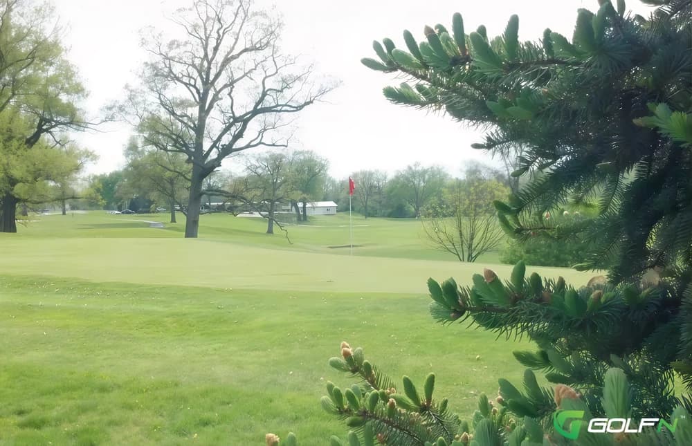 London Country Club in London, Ohio — 9-hole golf course