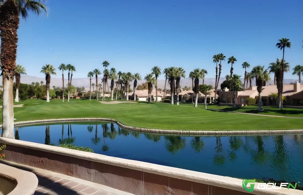 Oasis Country Club in Palm Desert, California — semi-private, 18-hole golf course, designed by David Rainville (1985)