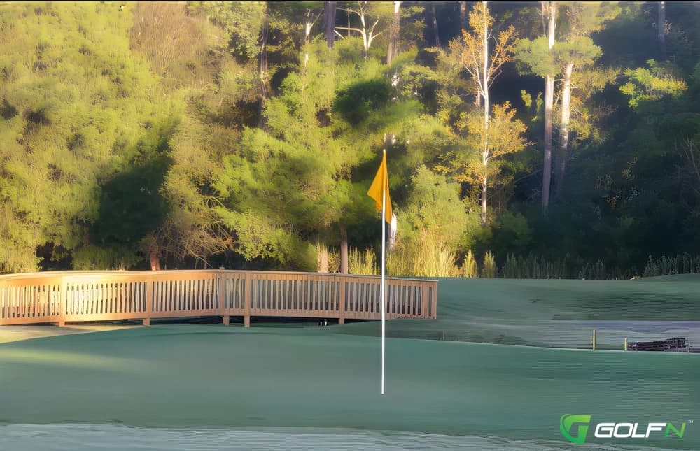 Mid Carolina Club in Prosperity, South Carolina — semi-private, 18-hole golf course
