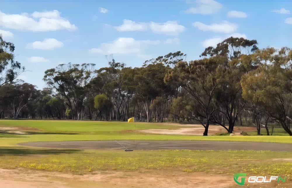 Kweda Golf Club in Kweda, Western Australia β semi-private, 18-hole golf course