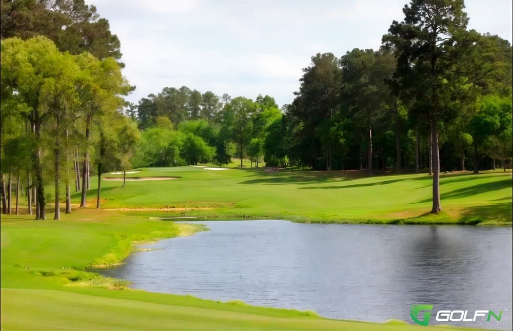Crown Colony Country Club in Lufkin, Texas — semi-private, 18-hole golf course, designed by Robert von Hagge (1979)