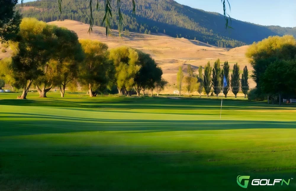 Big Valley Golf Course in Big Valley, Alberta — public, 9-hole golf course