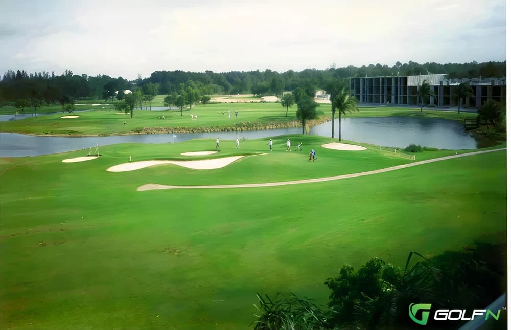 Golfview Golf & Racquet Club in Fort Myers, Florida — semi-private, 9-hole golf course, designed by Gordon G. Lewis (1986)