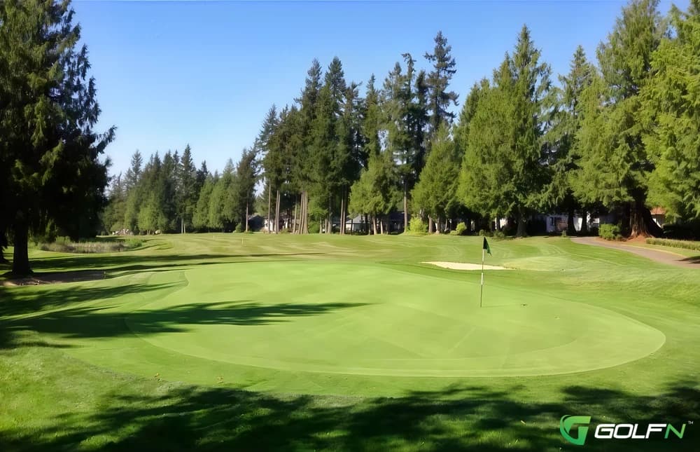 Gleneagle Golf Course in Arlington, Washington — public, 18-hole golf course, designed by Bill Teufel (1993)