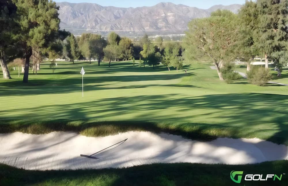 Oakmont Country Club in Glendale, California — private, 18-hole golf course, designed by Max Behr (1922)