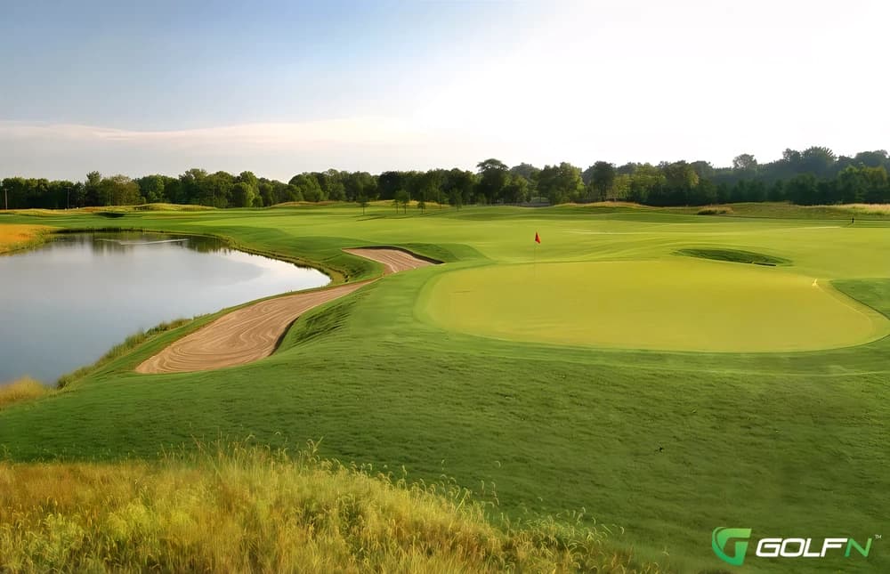 Plum Creek Country Club in Carmel, Indiana — semi-private, 18-hole golf course, designed by Pete Dye
(1997)