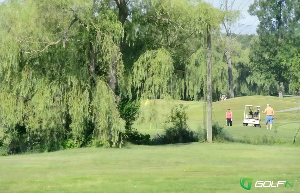 Union Lake Golf Club in Commerce Township, Michigan — public, 9-hole golf course