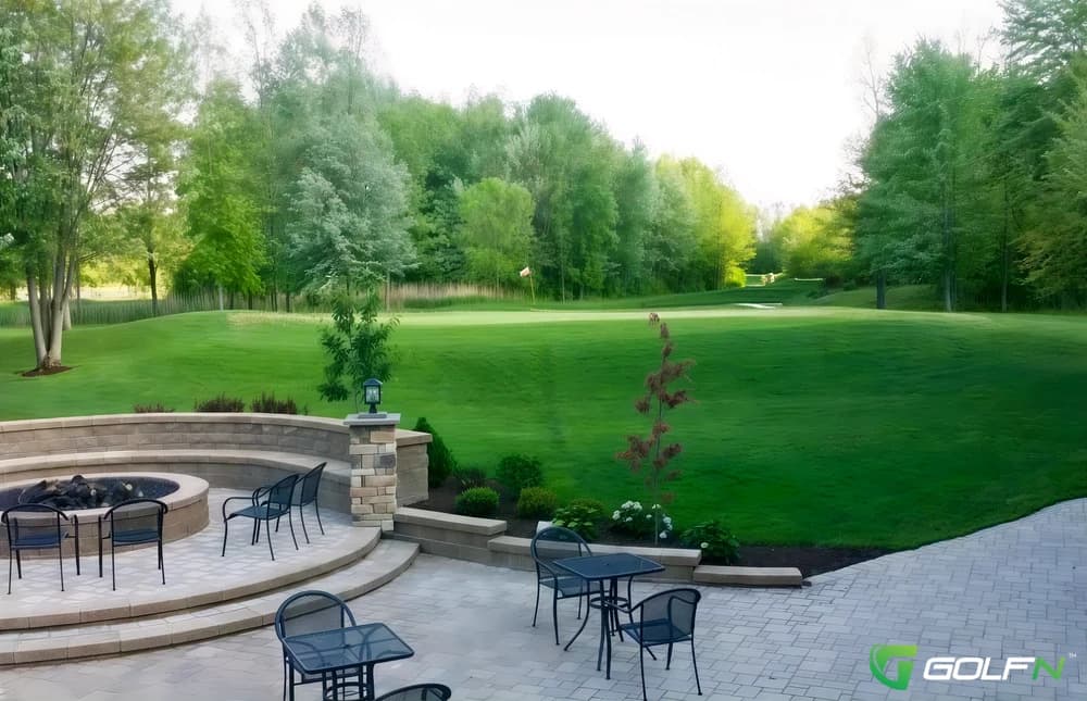 Links At Erie Village in East Syracuse, New York — semi-private, 18-hole golf course