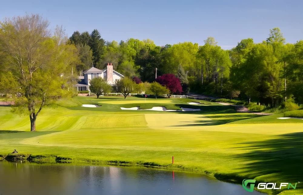 Redding Country Club in West Redding, Connecticut — private, 18-hole golf course, designed by Rees Jones (1980)