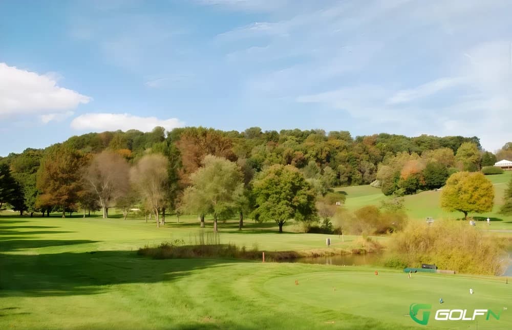 White - Hunt Valley Country Club in Hunt Valley, Maryland — private, 27-hole golf course, designed by Ed Ault (1970)
