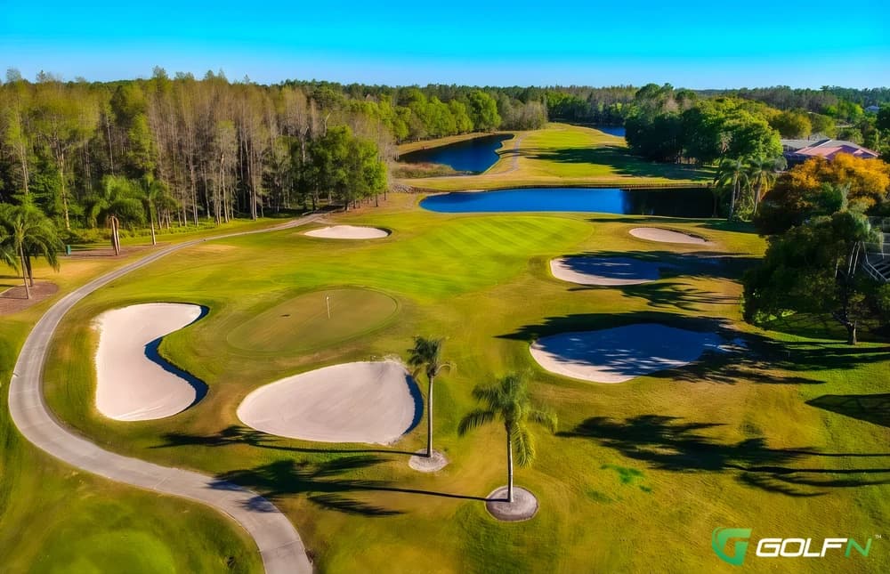 Crescent Oaks Golf Club in Tarpon Springs, Florida — semi-private, 18-hole golf course, designed by Steve Smyers (1991)