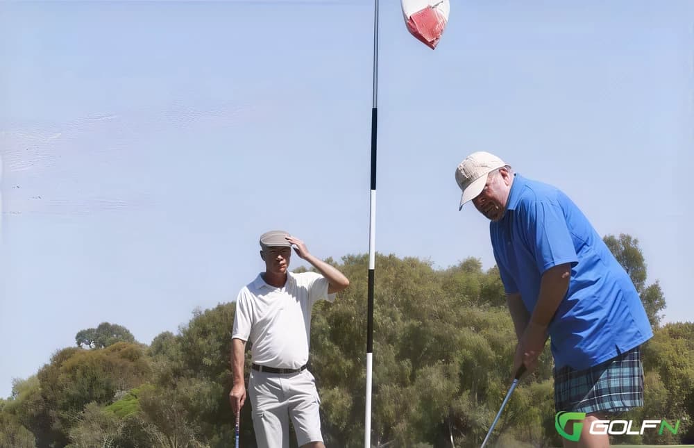 Bellarine Lakes Country Club in Geelong, Victoria β private, 9-hole golf course
