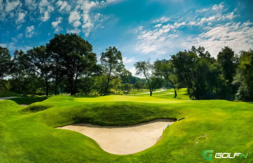 Valley - Egypt Valley Country Club in Ada, Michigan — private, 36-hole golf course, designed by Arthur Hills (1989)