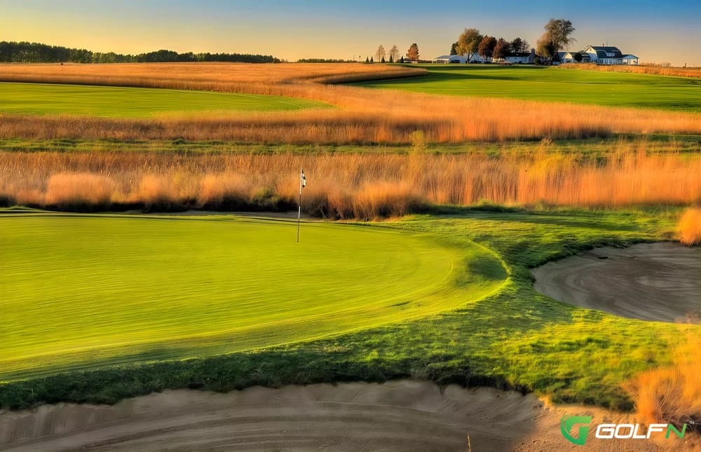 19-27 Sand Hills - Black Sheep Golf Club in Sugar Grove, Illinois — private, 27-hole golf course, designed by David Esler (2002)