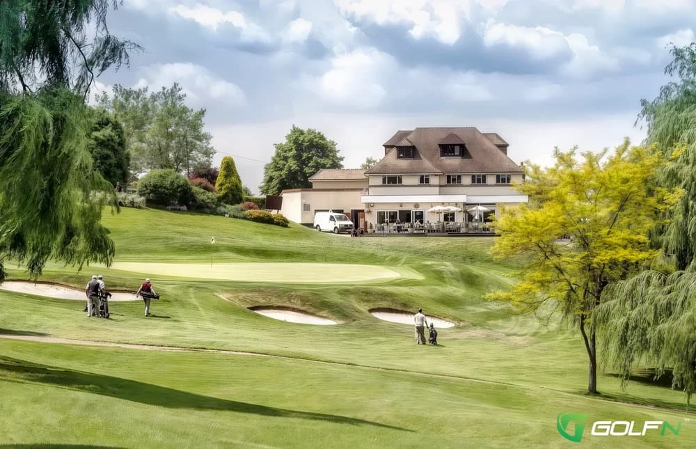 Boyce Hill Golf Club in South Benfleet, England — semi-private, 18-hole golf course, designed by James Braid (1925)