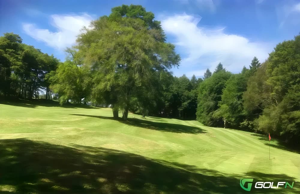 Club De Golf Mont Tourbillon in Lac-Beauport, Quebec — public, 18-hole golf course