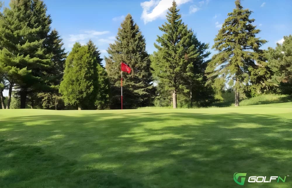Hilly Haven Golf Course in De Pere, Wisconsin — public, 18-hole golf course, designed by Bob Ahasey