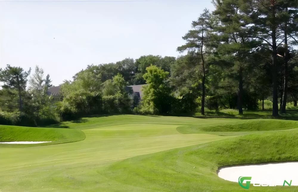 Maple Downs Golf And Country Club in Maple, Ontario — private, 18-hole golf course, designed by William F. Mitchell (1954)