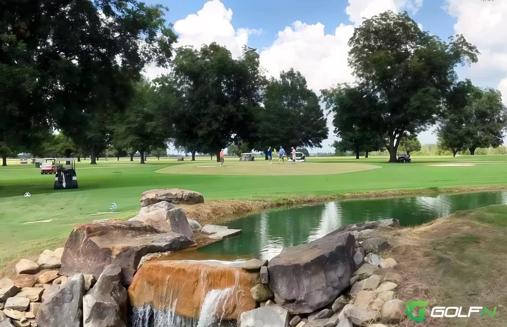 Coahoma Country Club in Clarksdale, Mississippi — semi-private, 18-hole golf course