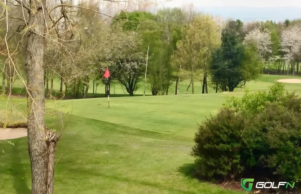 Stamford (Stalybridge) Golf Club in Stalybridge, England — semi-private, 18-hole golf course