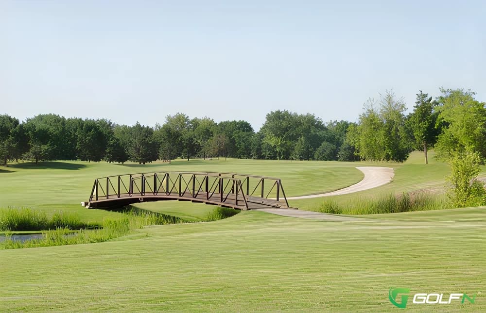 Tuckaway Golf Course in Crete, Illinois — semi-private, 18-hole golf course