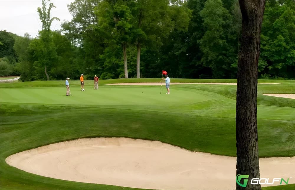 Sleepy Hollow Golf Course in Prospect, Kentucky — public, 9-hole golf course, designed by Stanley Thompson (1924)
